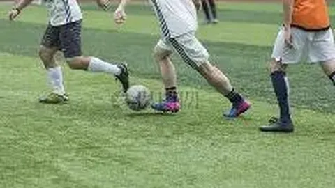 于和伟演技备受赞誉，颁奖礼穿搭意外成为关注焦点