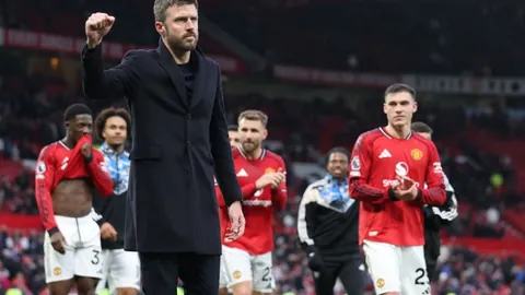 张琳芃辟谣“退队”谣言：响应国家号召，决心守卫阵线